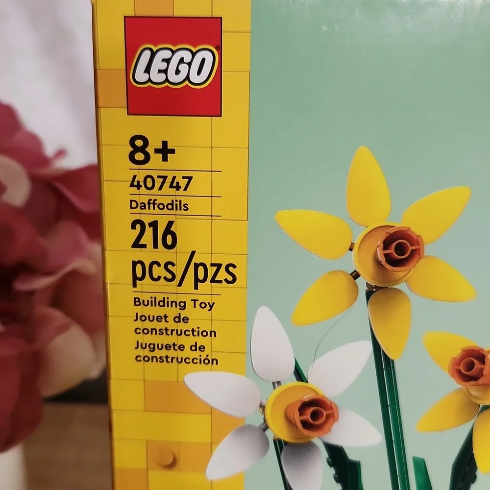LEGOS DAFFODILS 216 - Picture 4 of 8
